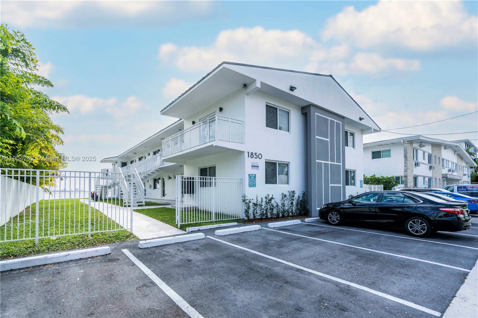 TREASURE IS 1ST ADDN PORT - Residential Lease