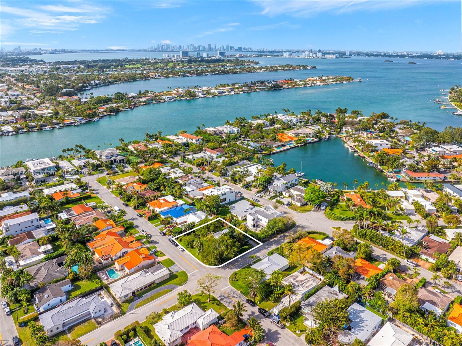 SECOND AMD PLAT OF NORMAN - Residential