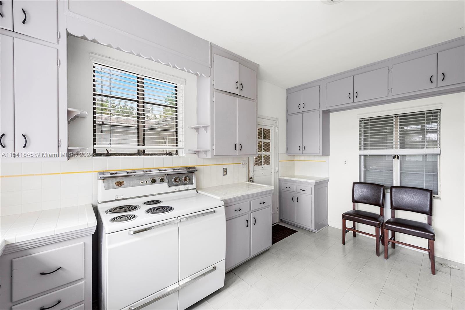 SECOND AMD PLAT OF NORMAN - Residential