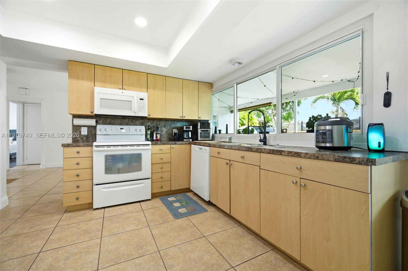 WESTVIEW SEC 3 PART 1 AME - Residential