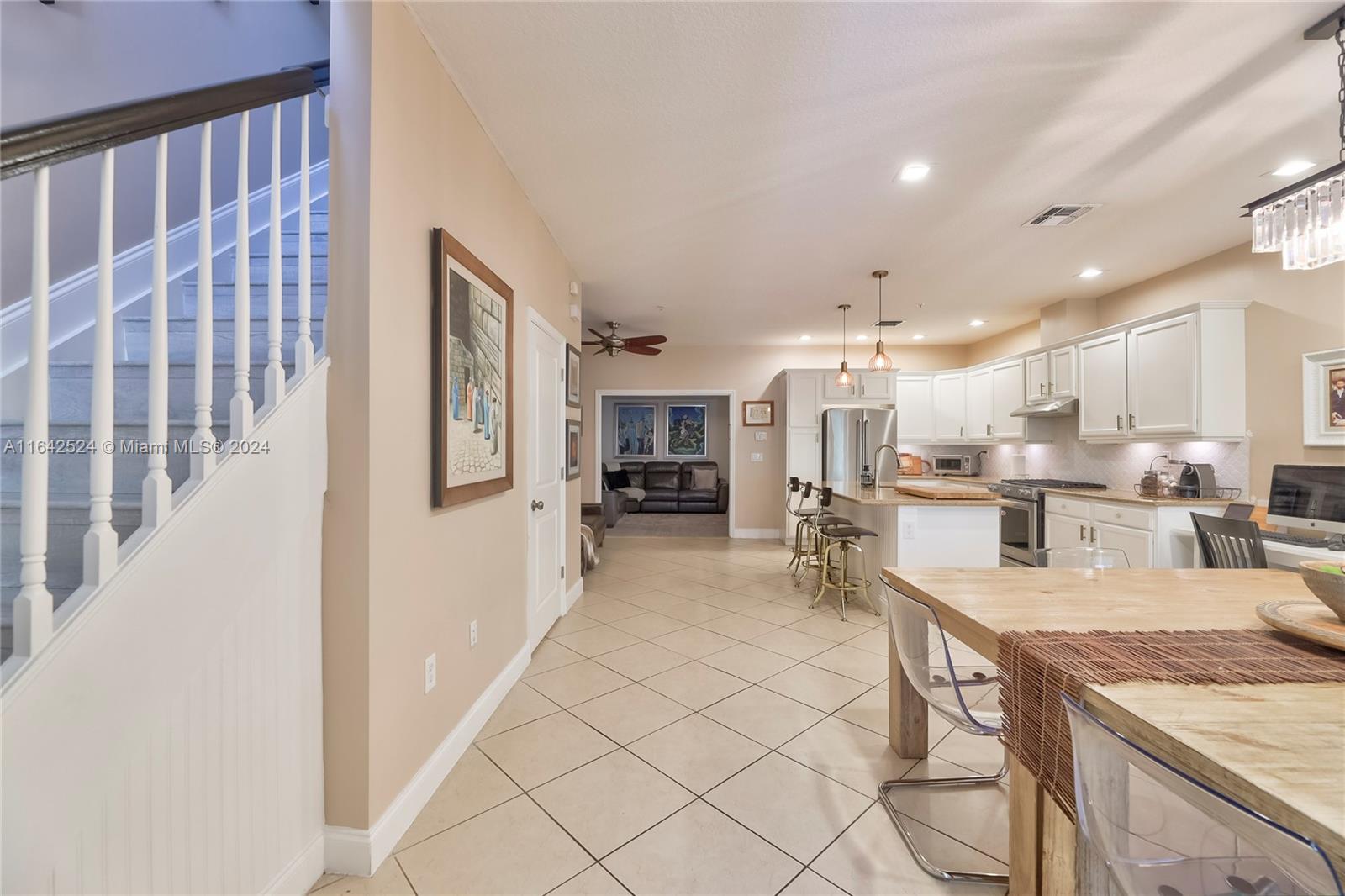 View Sunrise, FL 33323 townhome