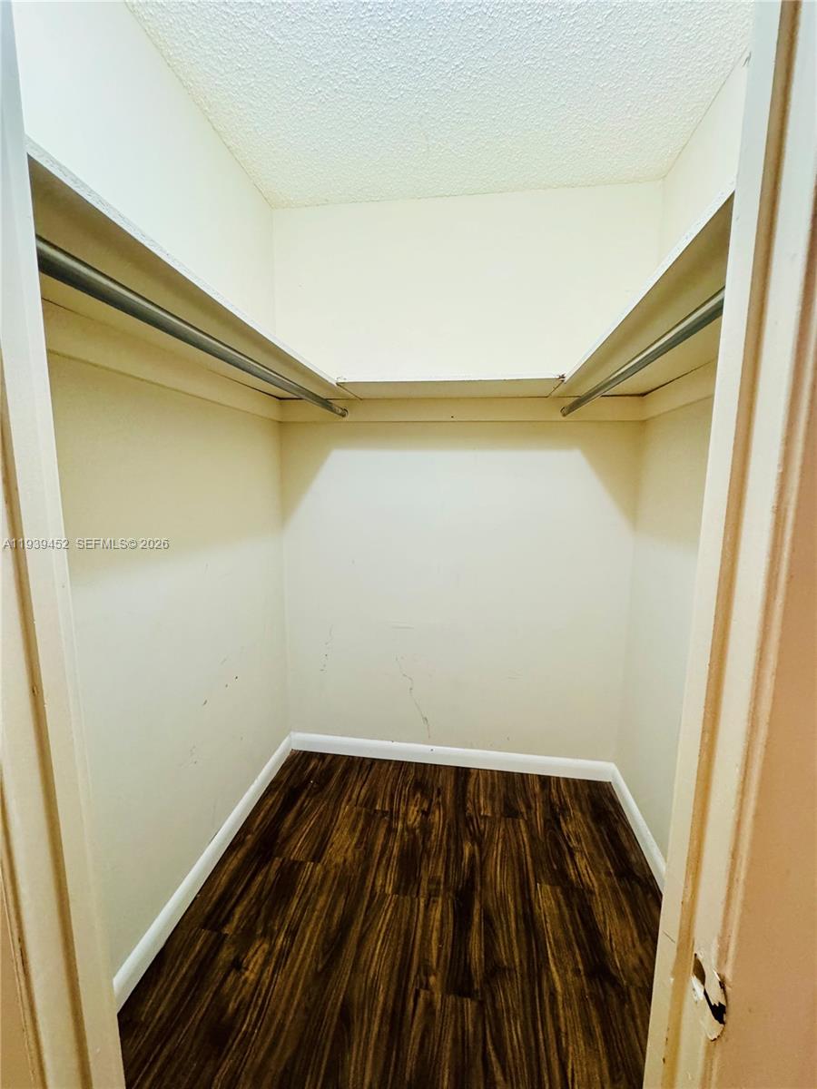 DEL PRADO MARINA - Residential