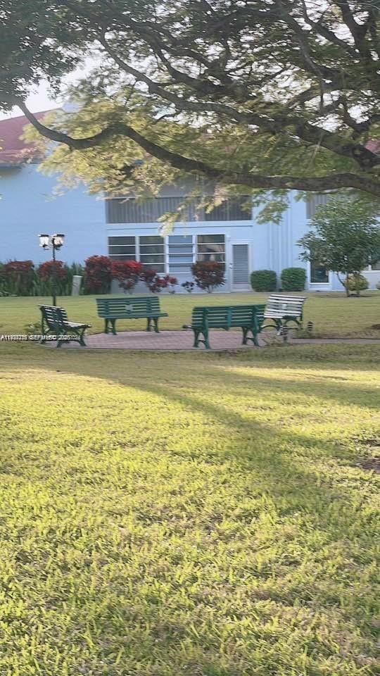 VILLAGES OF ORIOLE DEAUVI - Residential