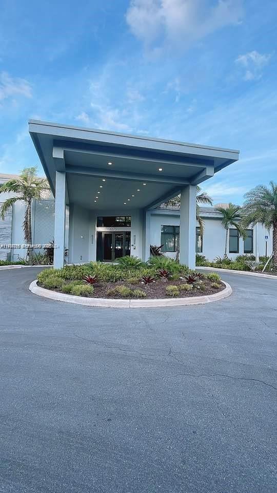 VILLAGES OF ORIOLE DEAUVI - Residential