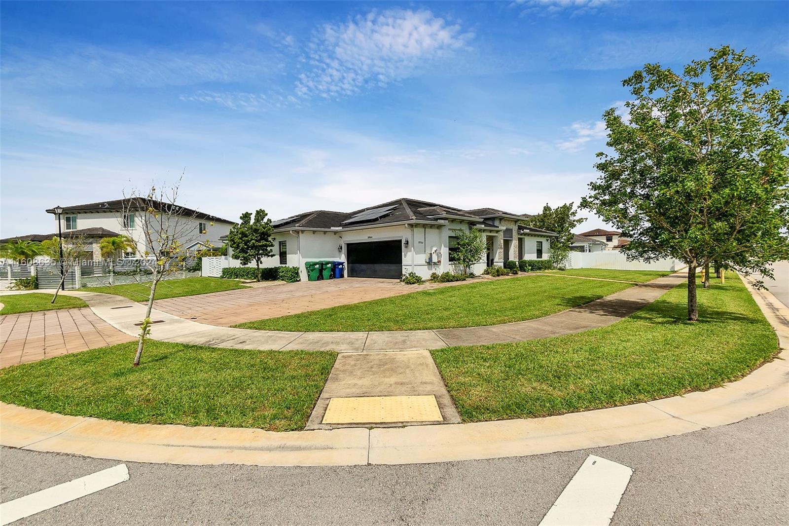 VILHEN DRIVE ESTATES - Residential