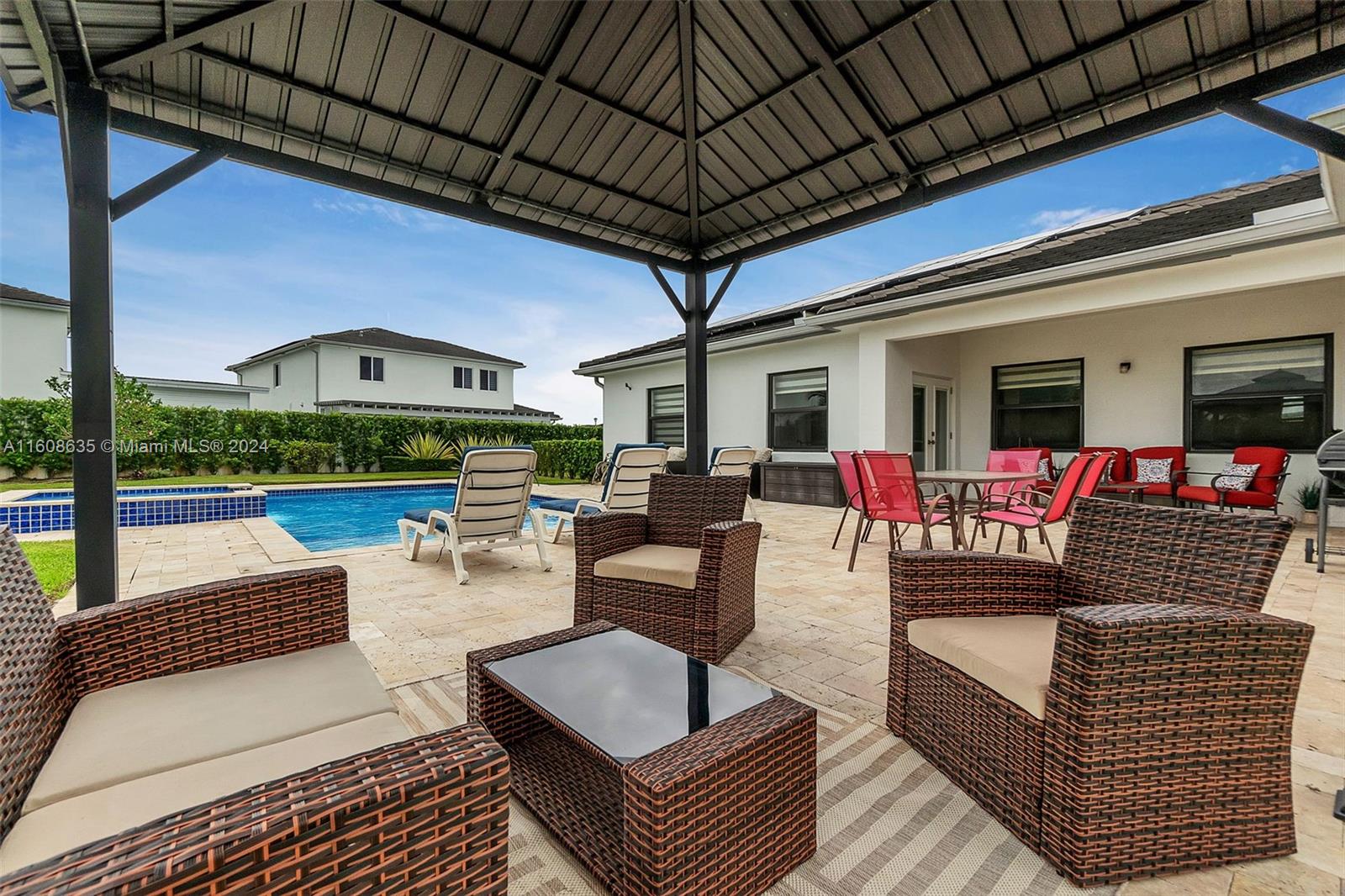 VILHEN DRIVE ESTATES - Residential