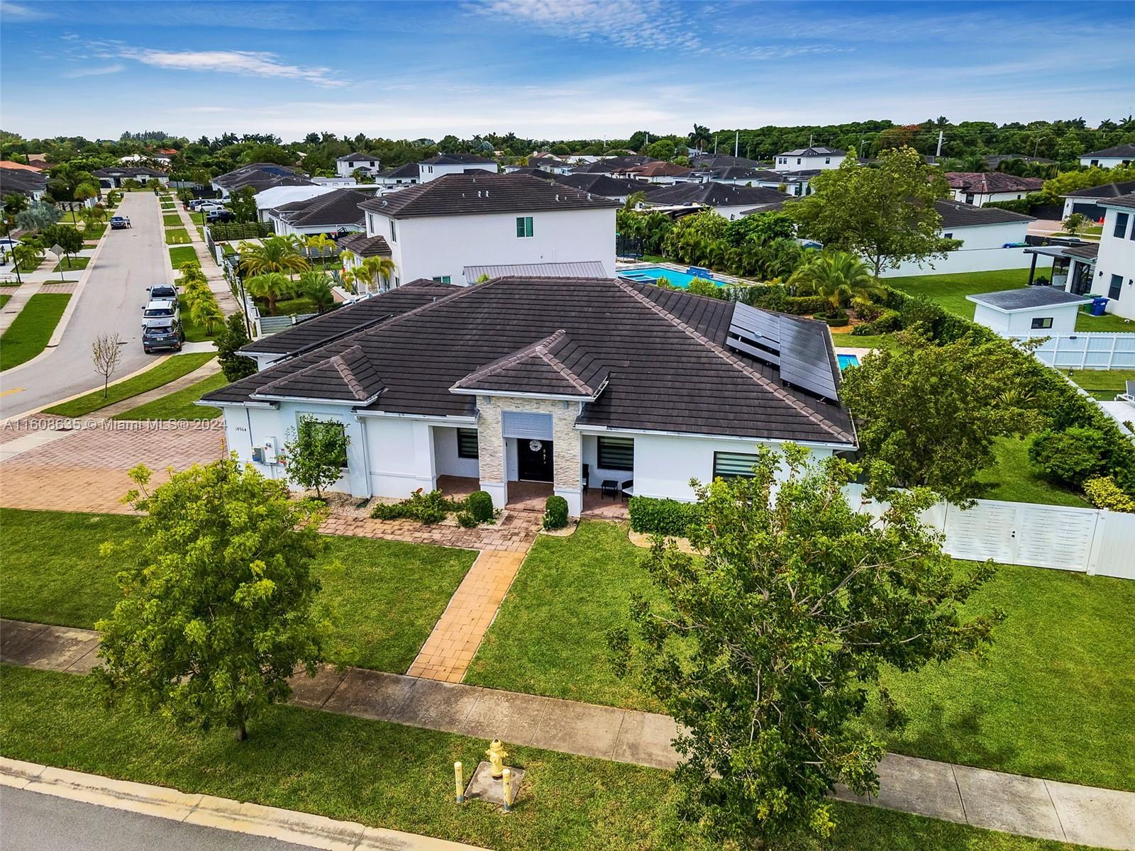 VILHEN DRIVE ESTATES - Residential