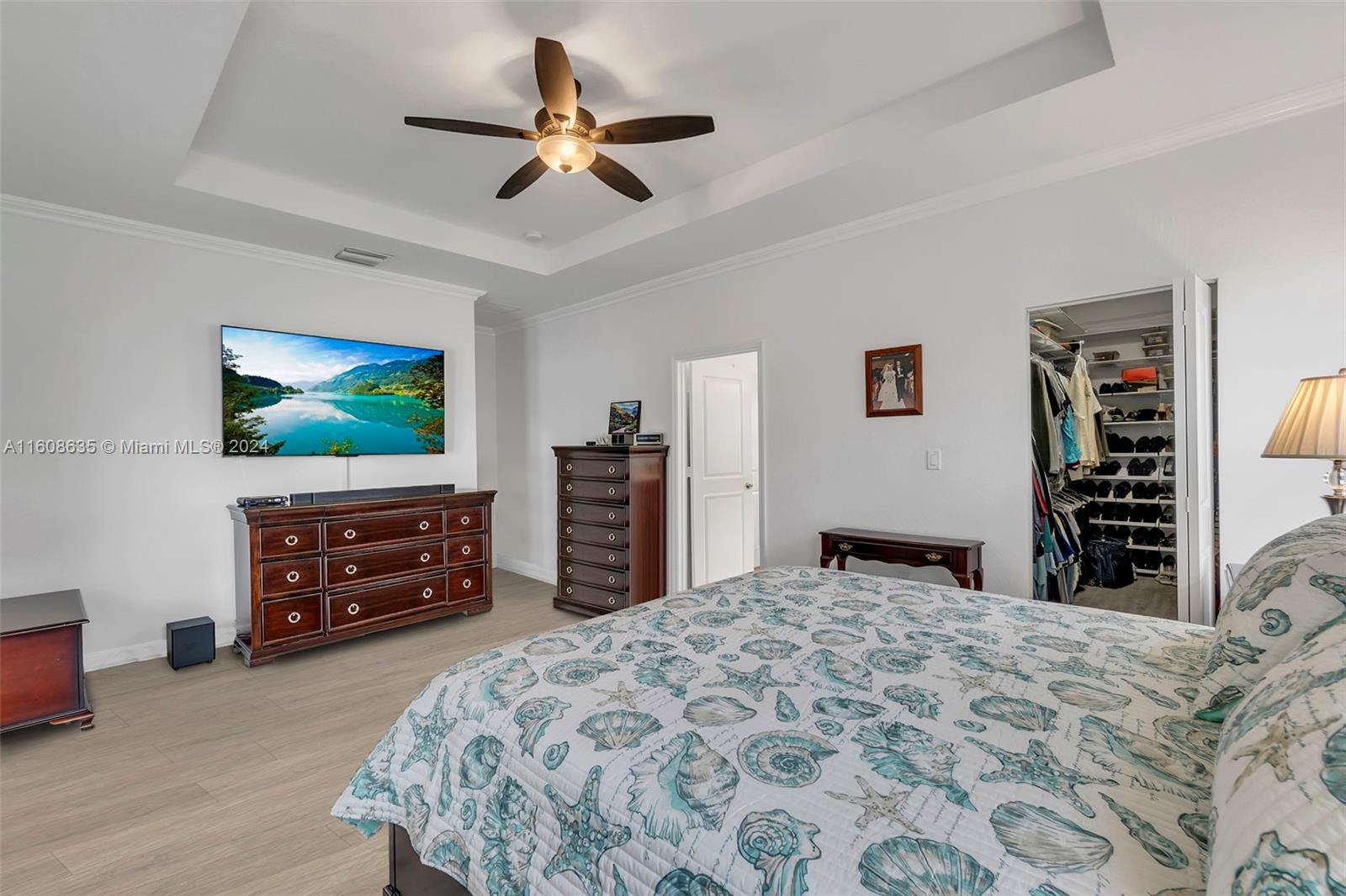 VILHEN DRIVE ESTATES - Residential
