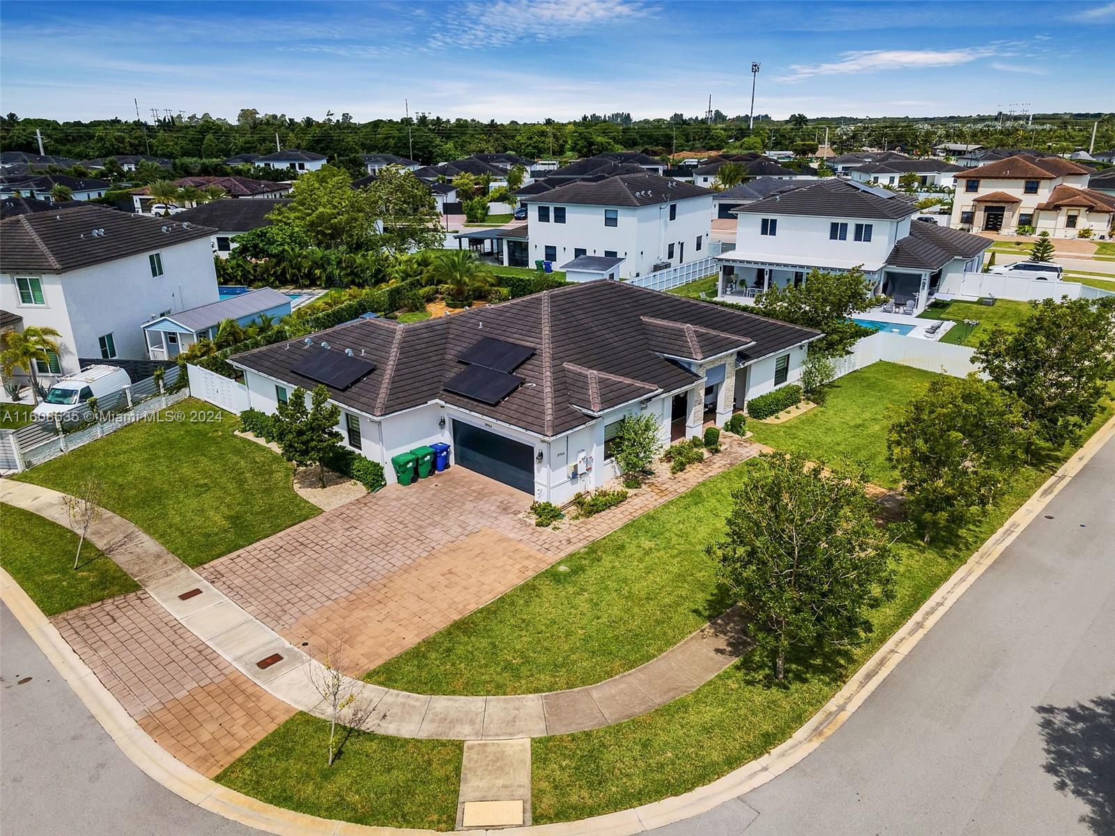 VILHEN DRIVE ESTATES - Residential