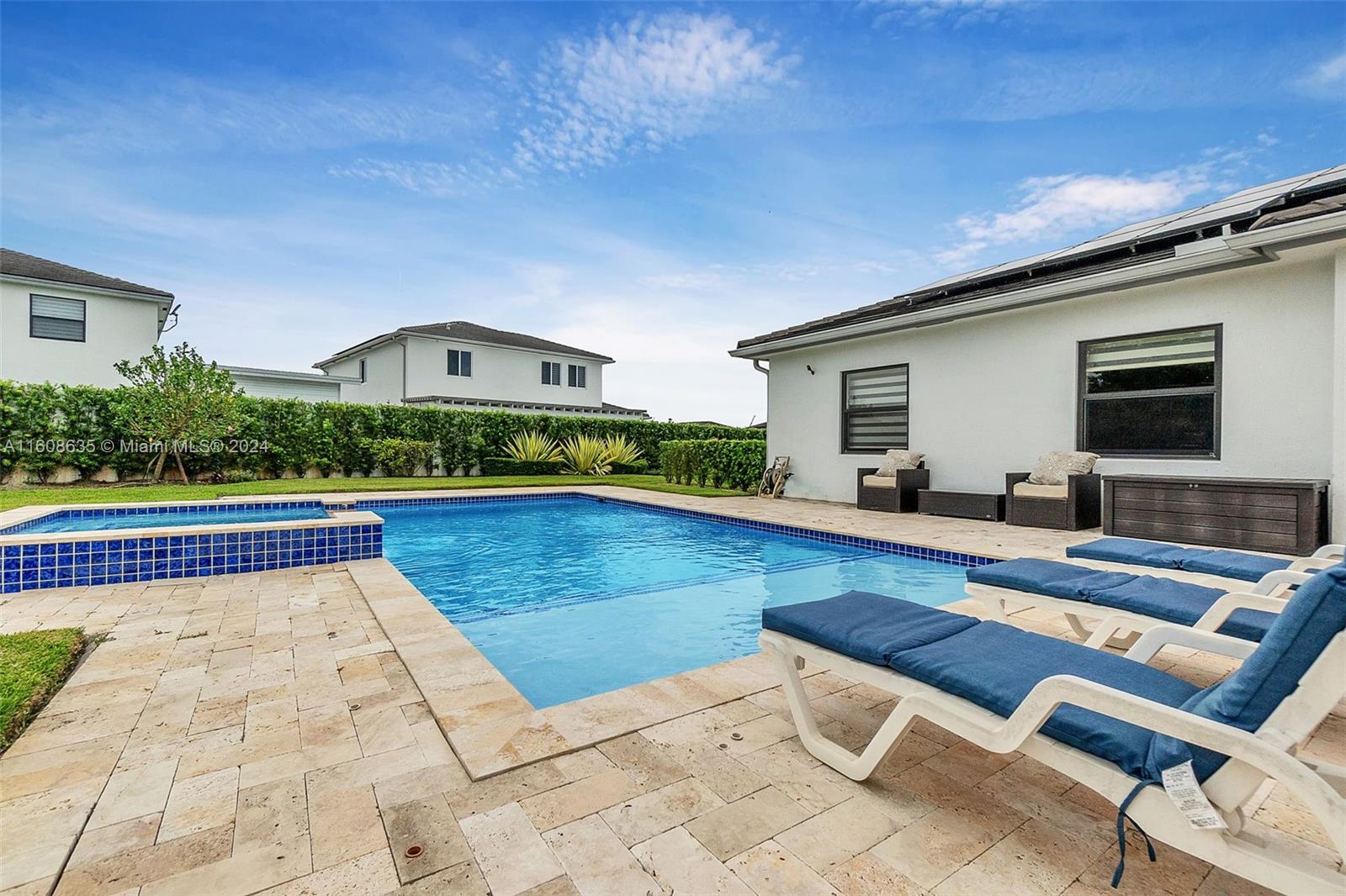 VILHEN DRIVE ESTATES - Residential