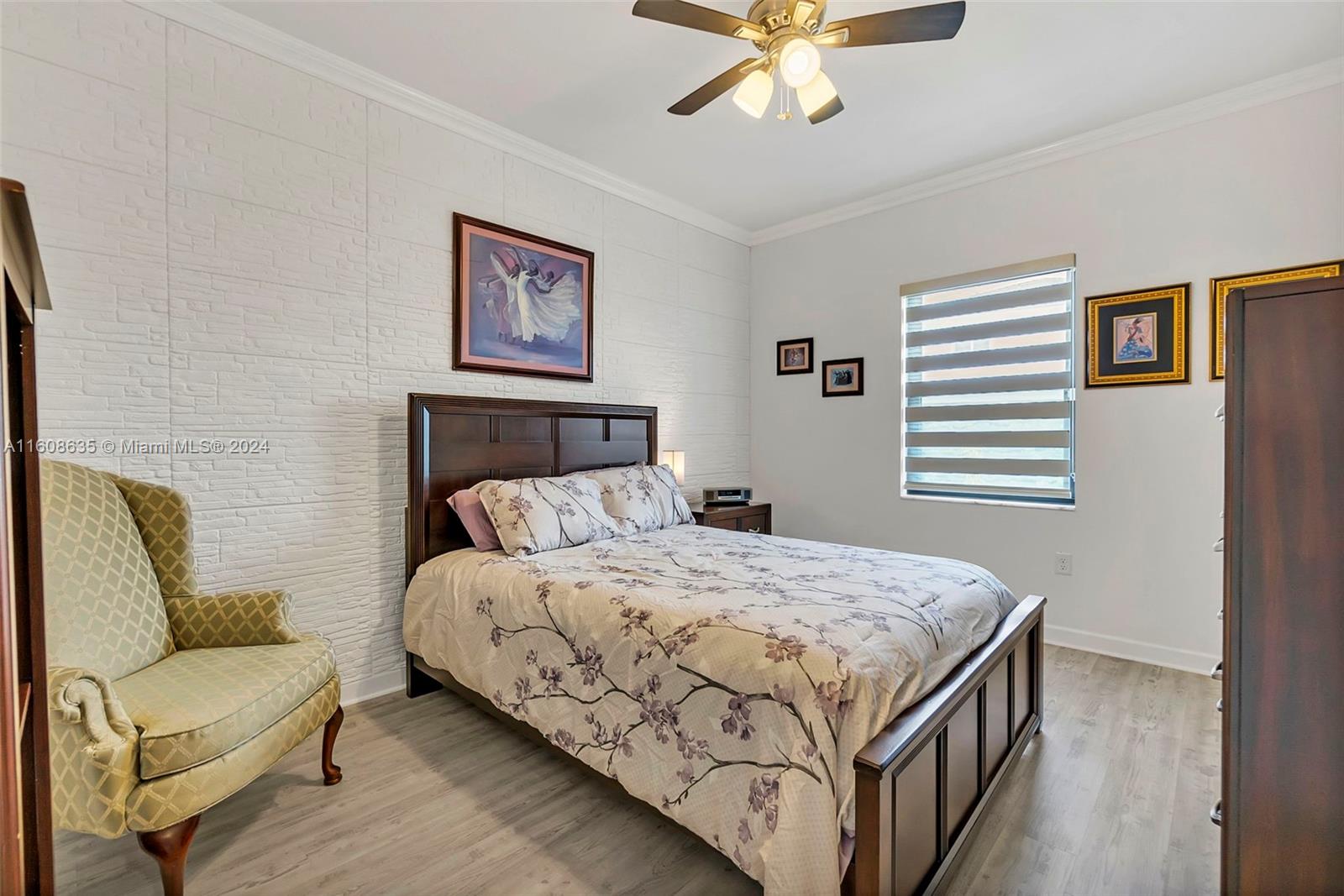 VILHEN DRIVE ESTATES - Residential