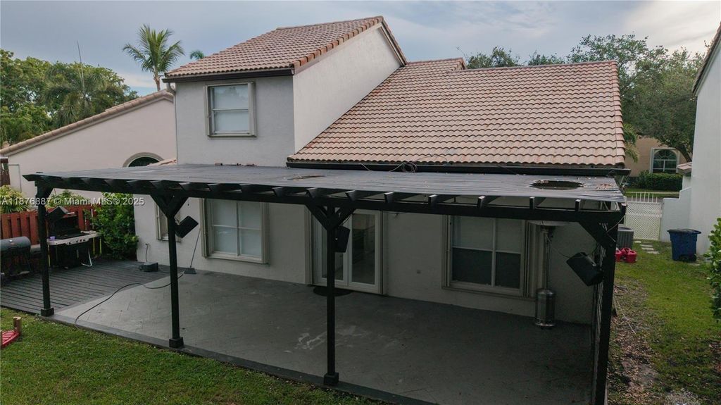 Photo of 2523 Bogota Ave, Cooper City, FL 33026 (MLS # A11876887)