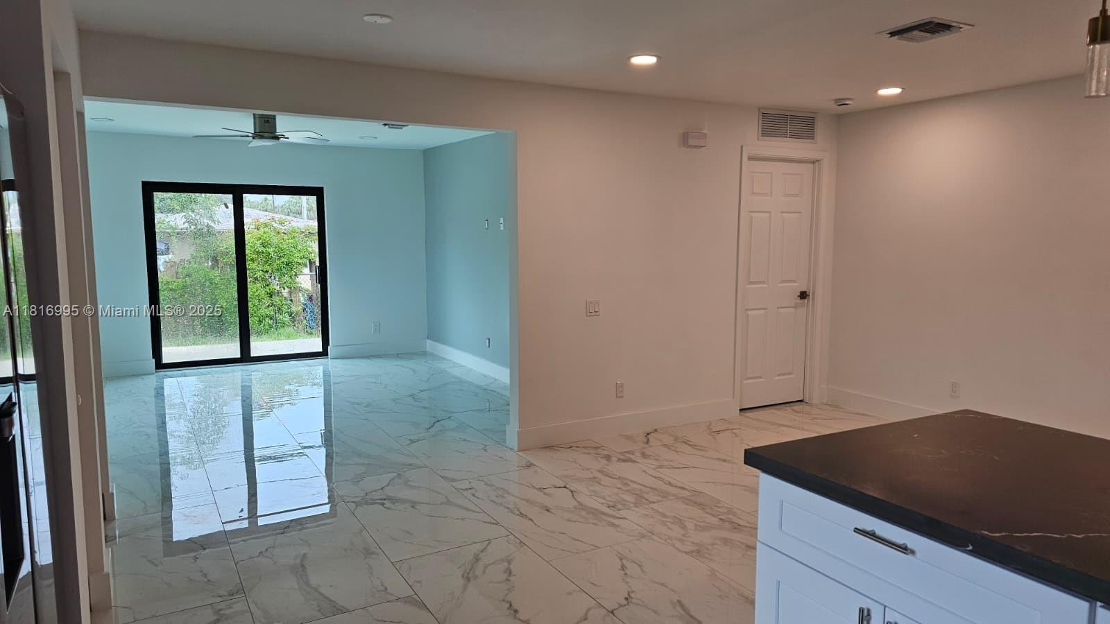 FRANKLIN PARK - Residential