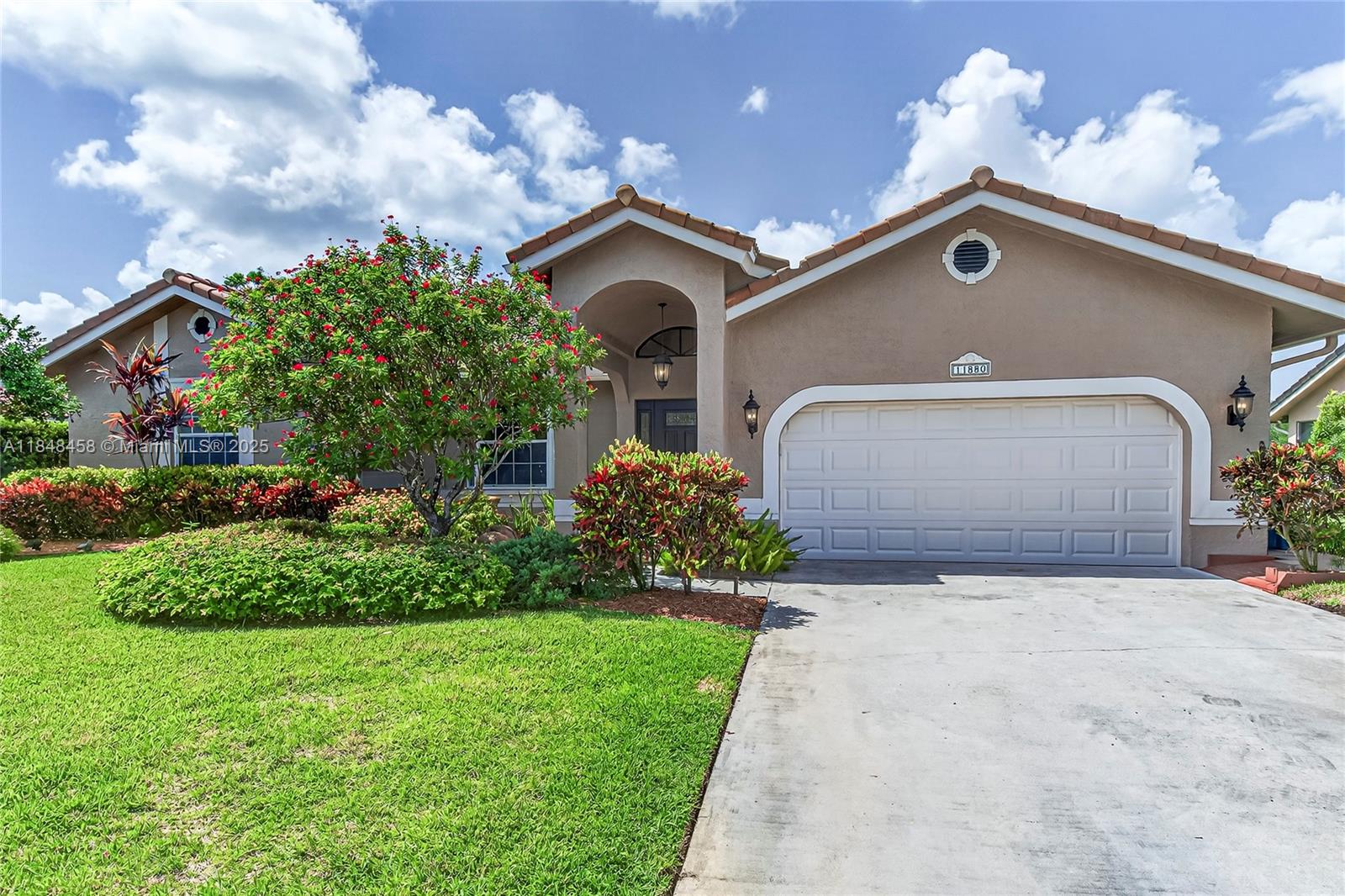 11880 NW 24th St