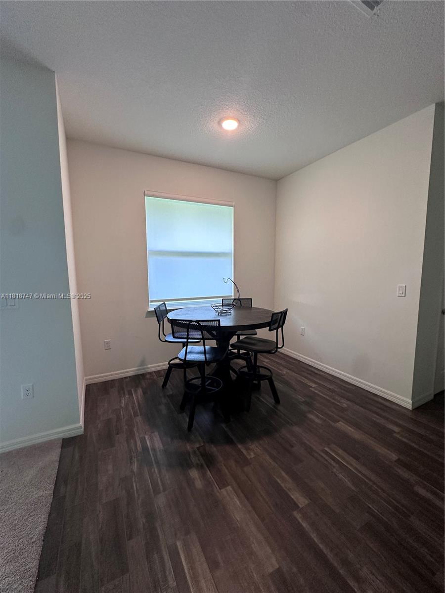 PORT ST LUCIE SECTION 33 - Residential Lease