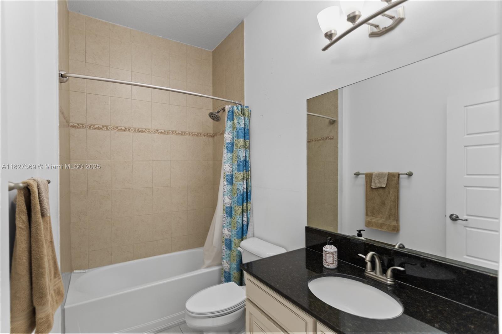 CHAMPION LAKES - Residential