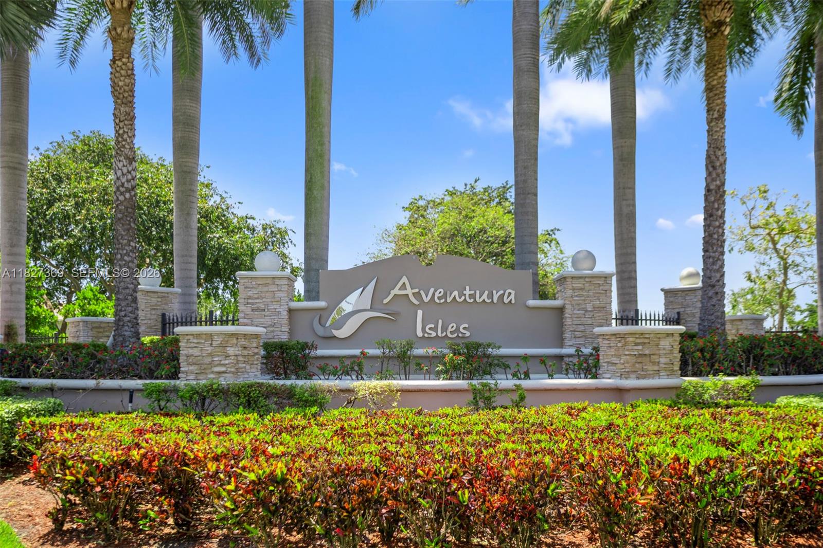 AVENTURA ISLES - Residential