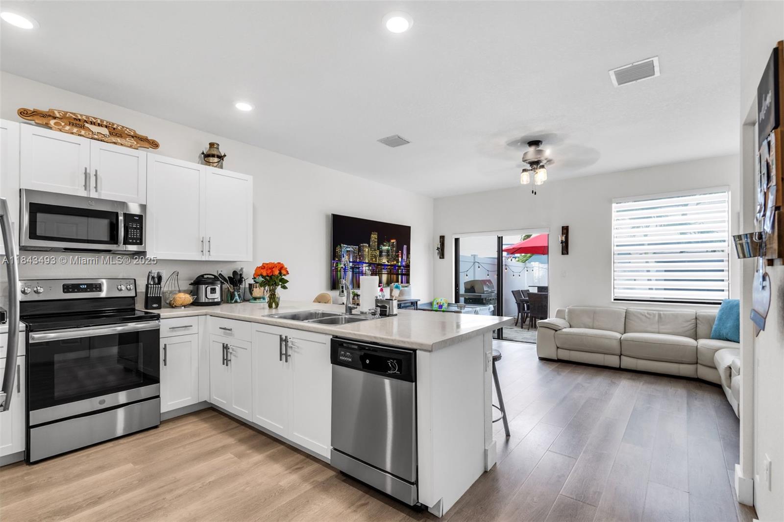 AQUABELLA SECTION TWO - Residential