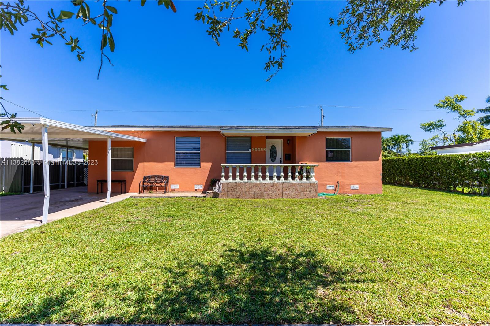 Beautiful quaint home in Cutler Bay featuring 3br/2bath with a converted garage, stainless steel appliances, updated kitchen, new flooring, and nice lot size big enough for a pool or a boat. Great home and should sell pretty quickly.