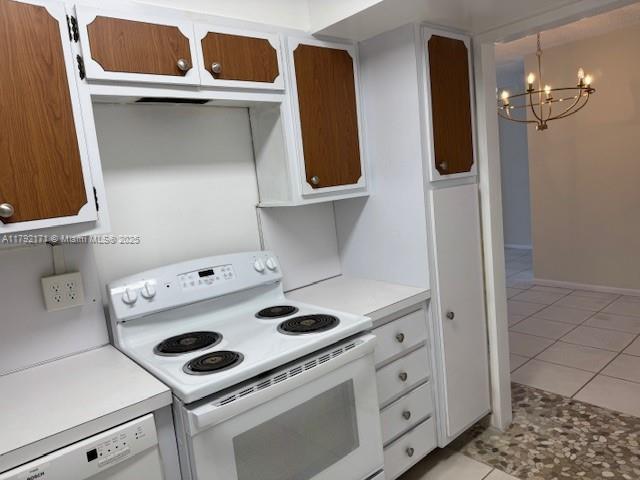 LONDON TOWERS CONDO - Residential Lease