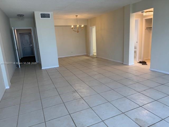 LONDON TOWERS CONDO - Residential Lease