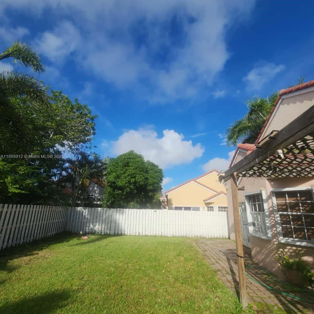 SECTOR 5 - - Residential Lease