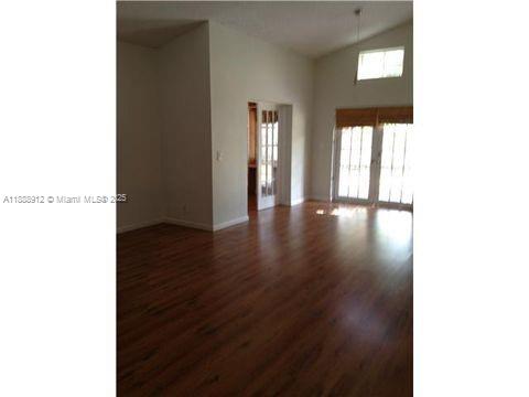 SECTOR 5 - - Residential Lease