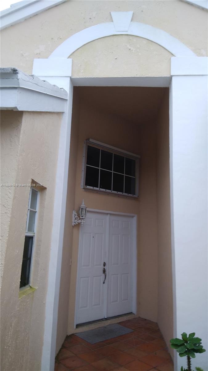 SECTOR 5 - - Residential Lease