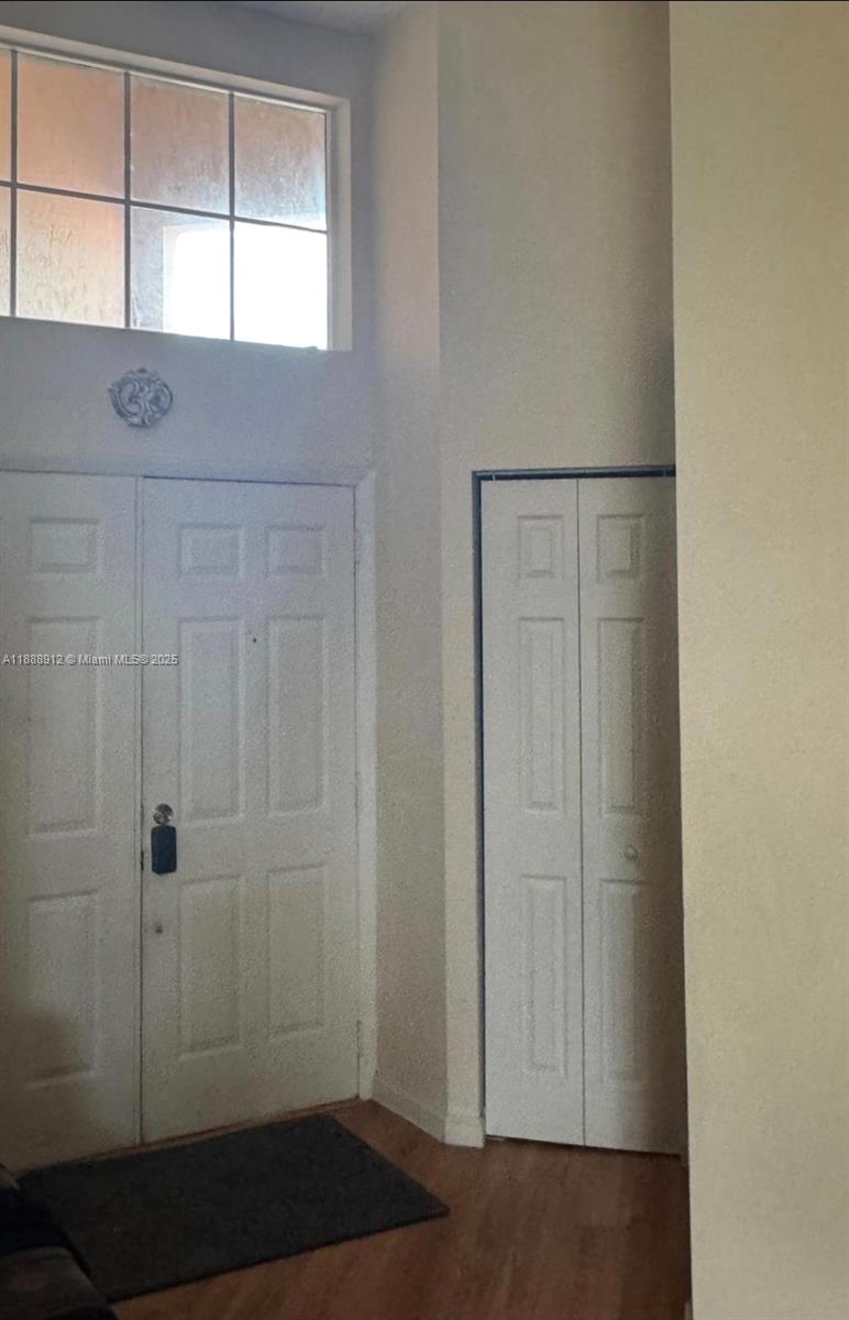 SECTOR 5 - - Residential Lease