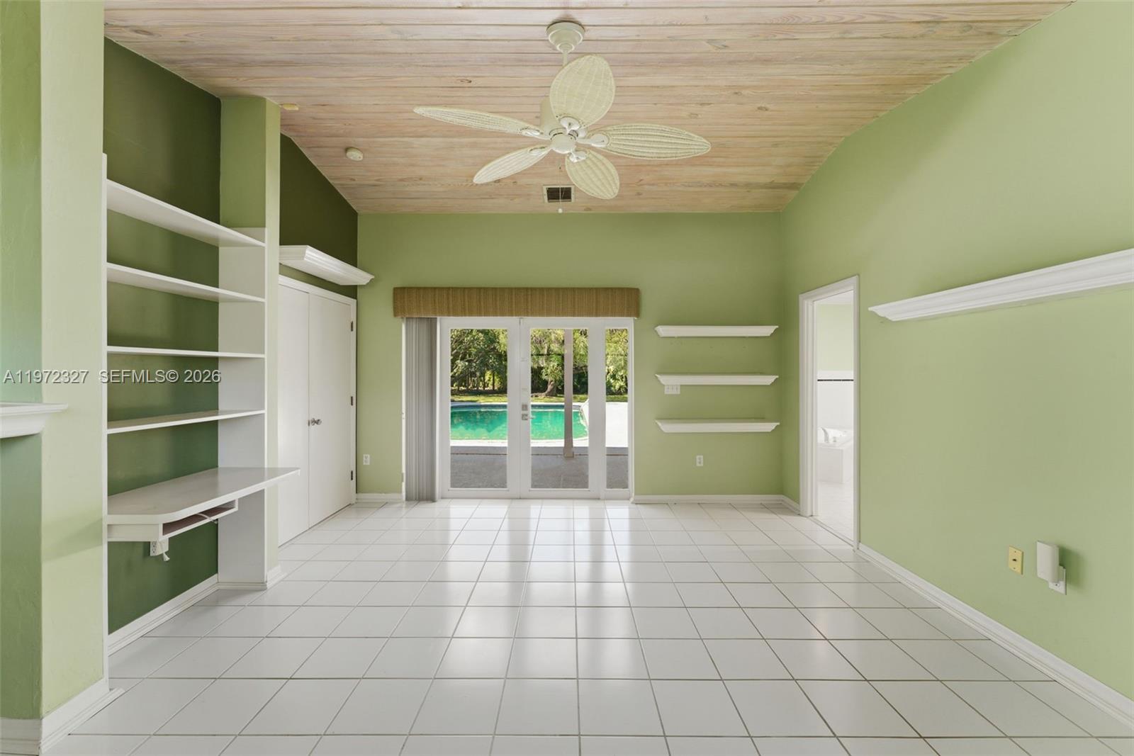 HAWLEY HEIGHTS - Residential