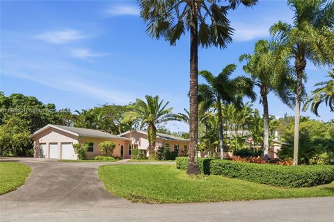 11450 SW 92nd Ct Miami FL 33176