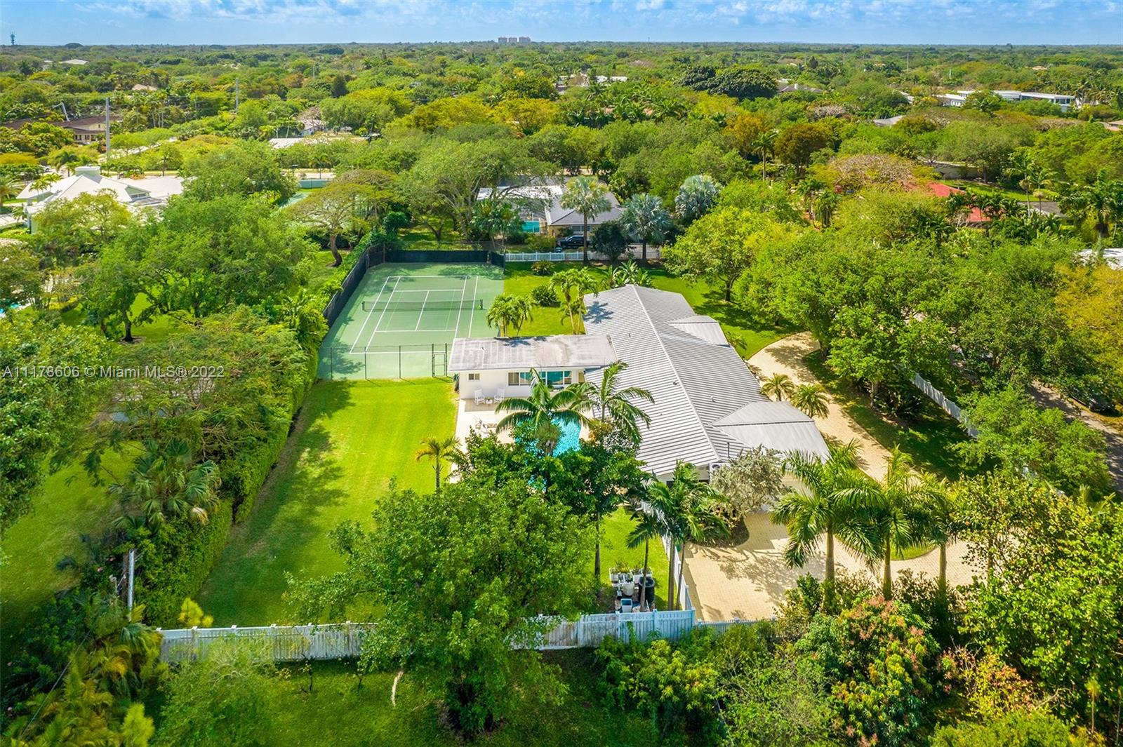 HI-VIEW ACRES - Residential