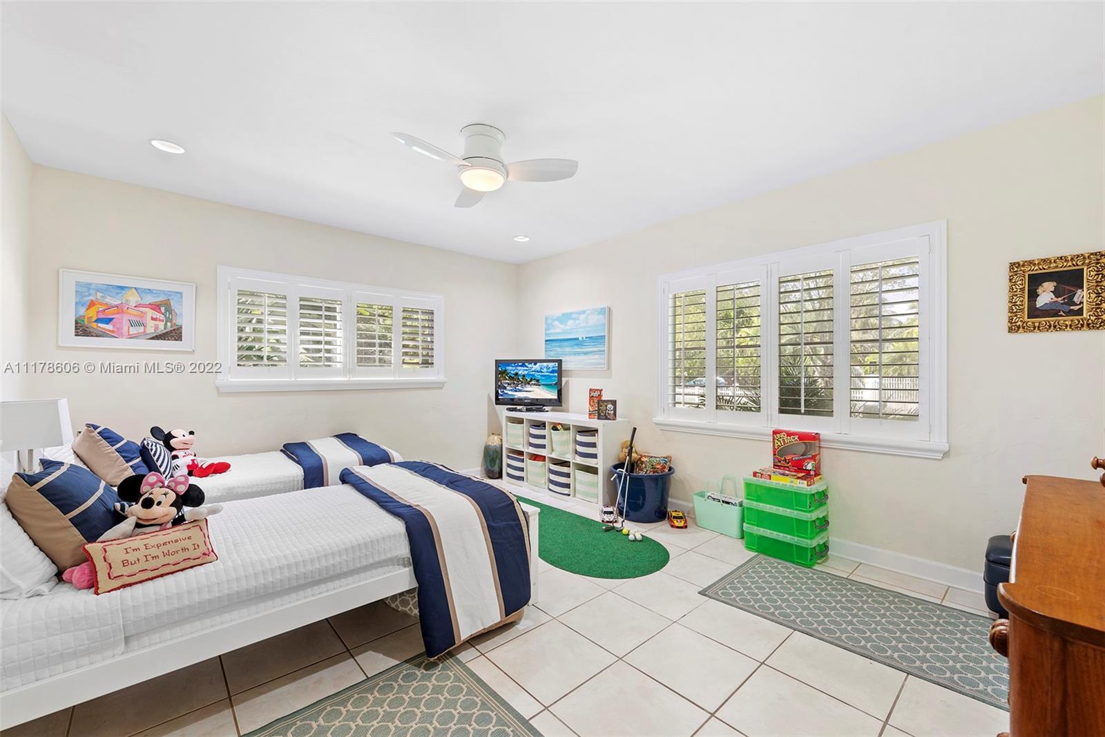 HI-VIEW ACRES - Residential