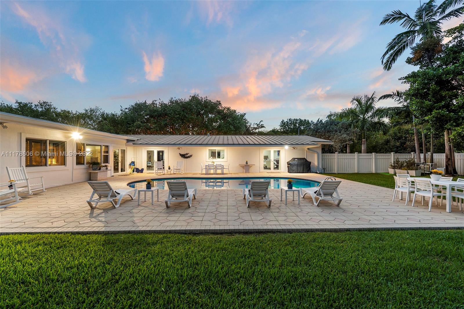 HI-VIEW ACRES - Residential