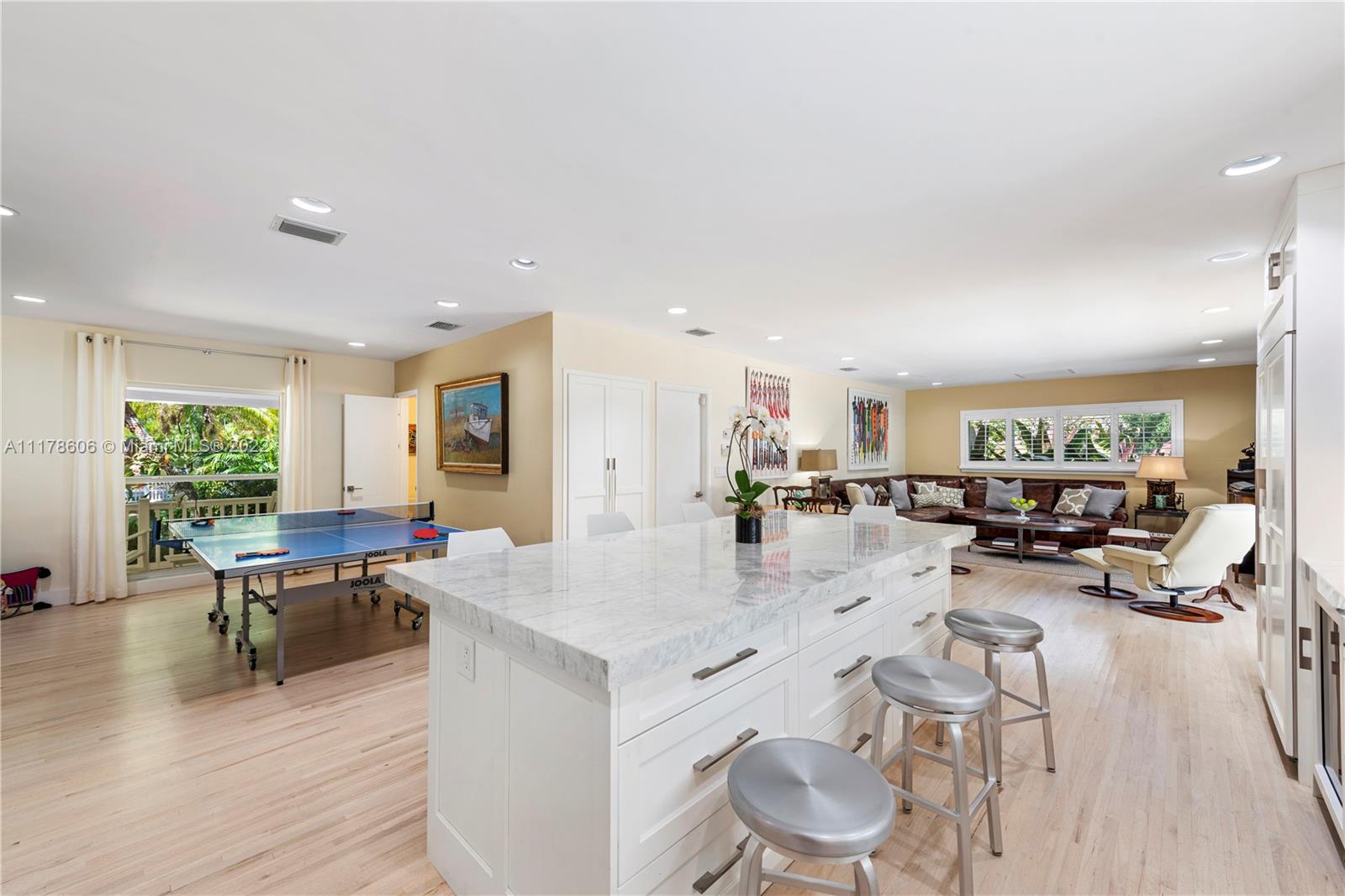 HI-VIEW ACRES - Residential