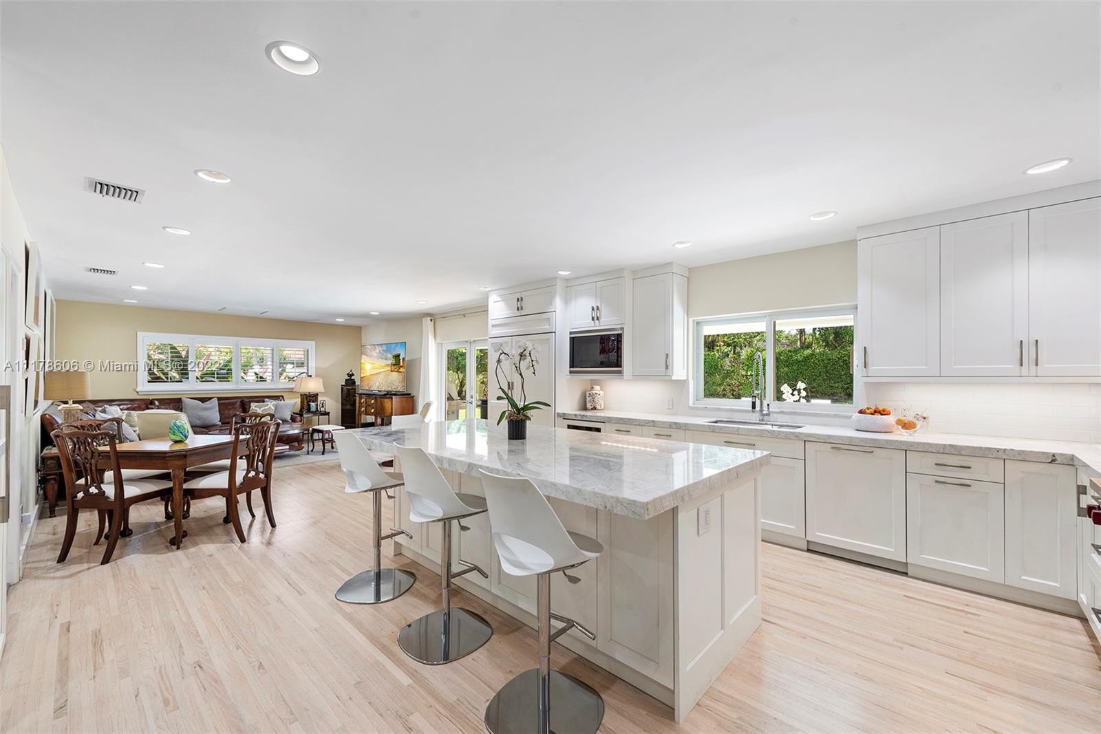 HI-VIEW ACRES - Residential