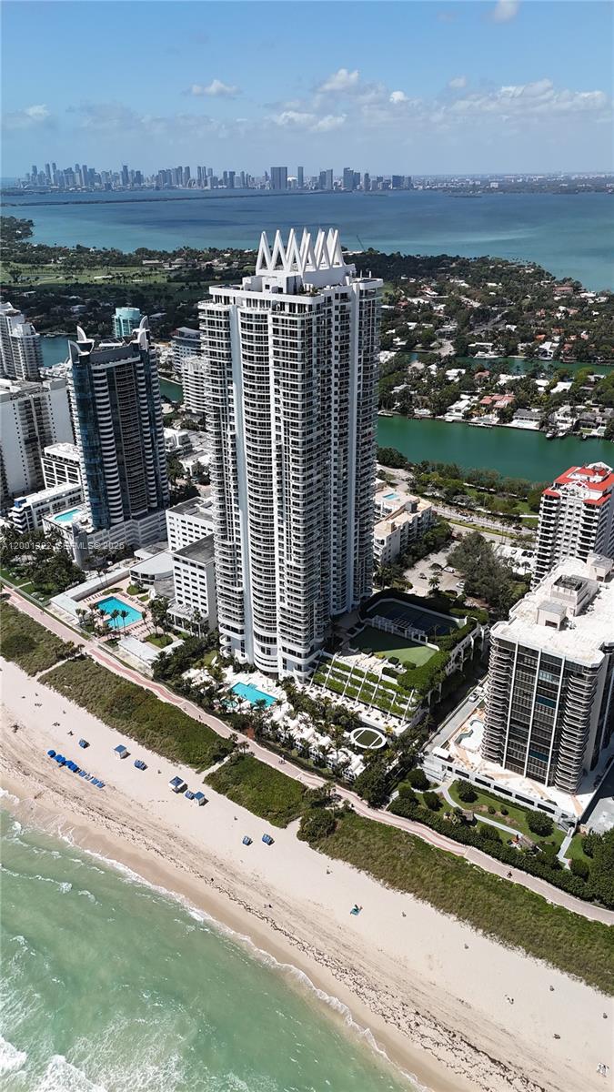 AKOYA CONDO - Residential Lease