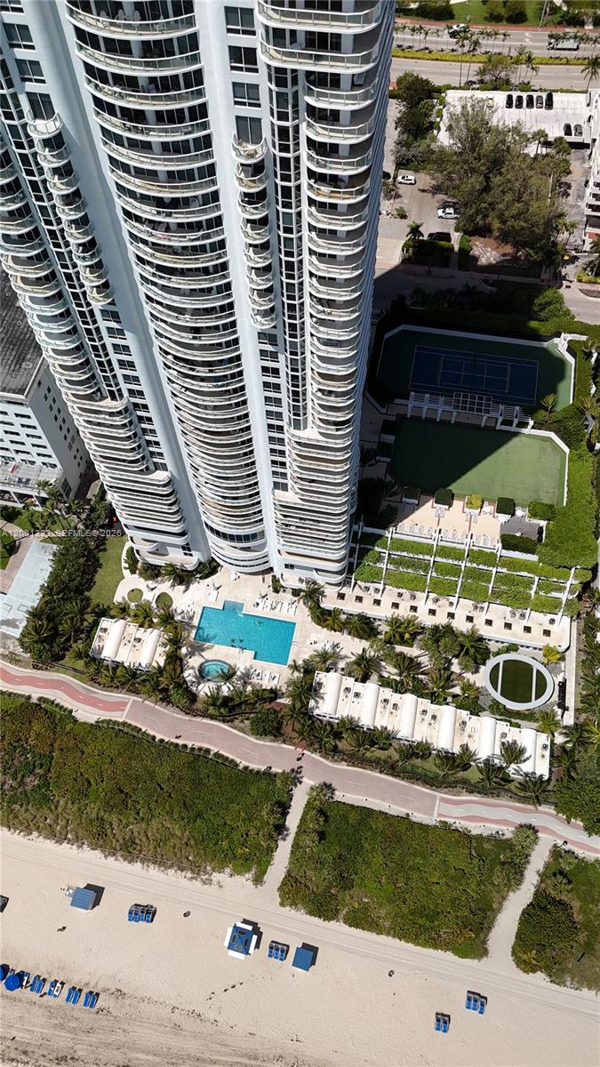 AKOYA CONDO - Residential Lease