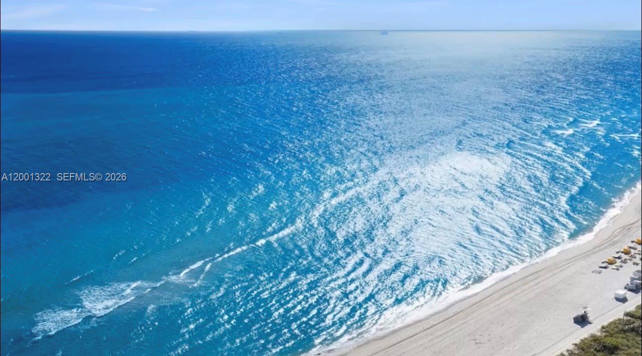 6365 Collins Ave 2702