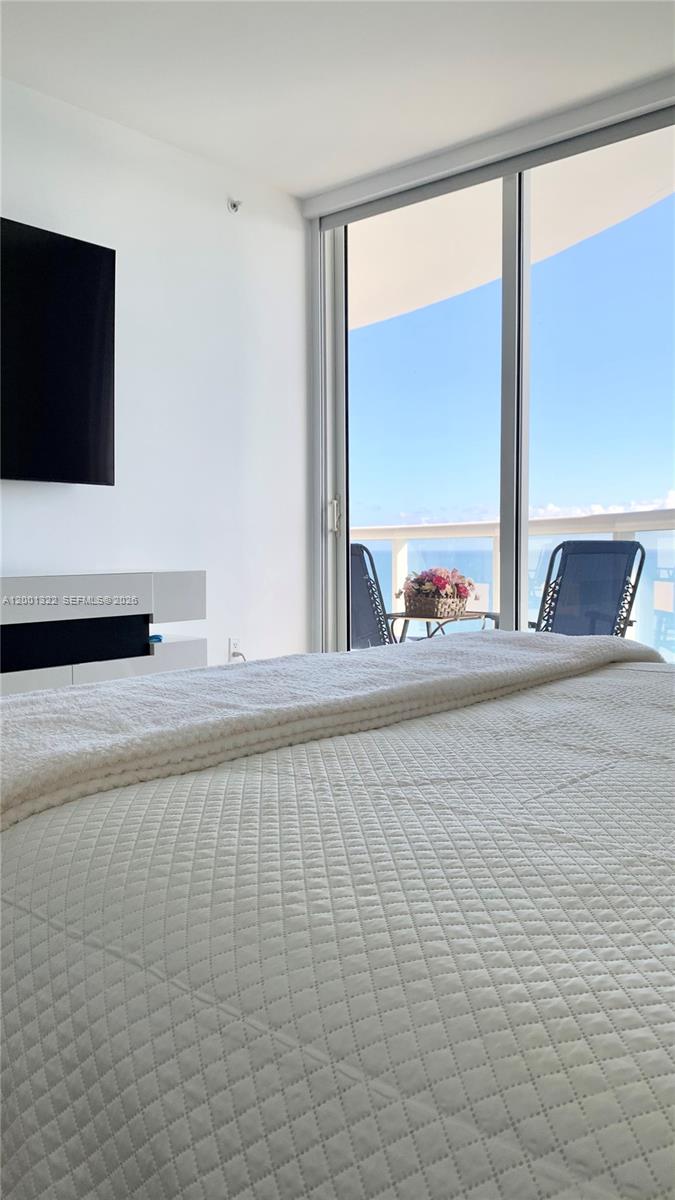 AKOYA CONDO - Residential Lease