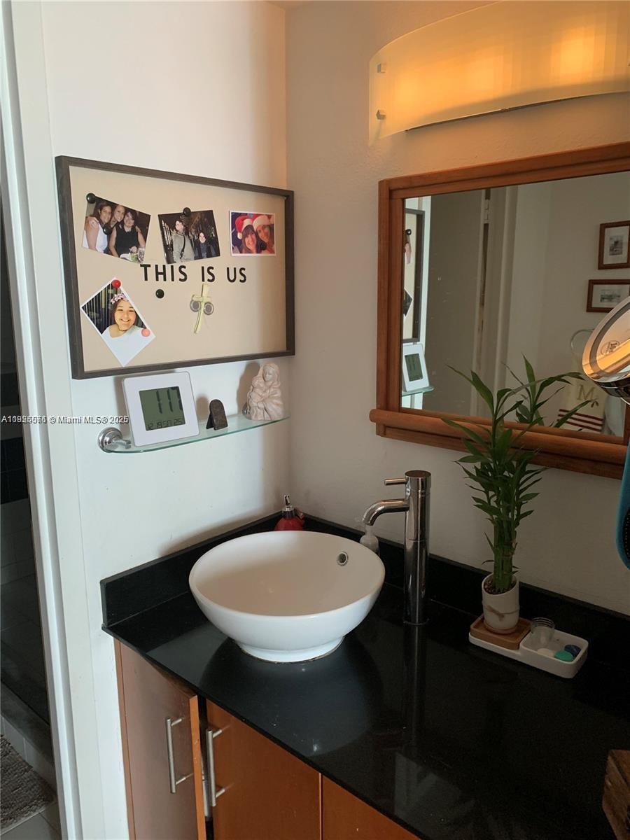 AVENTURA ELDORADO CONDO - Residential