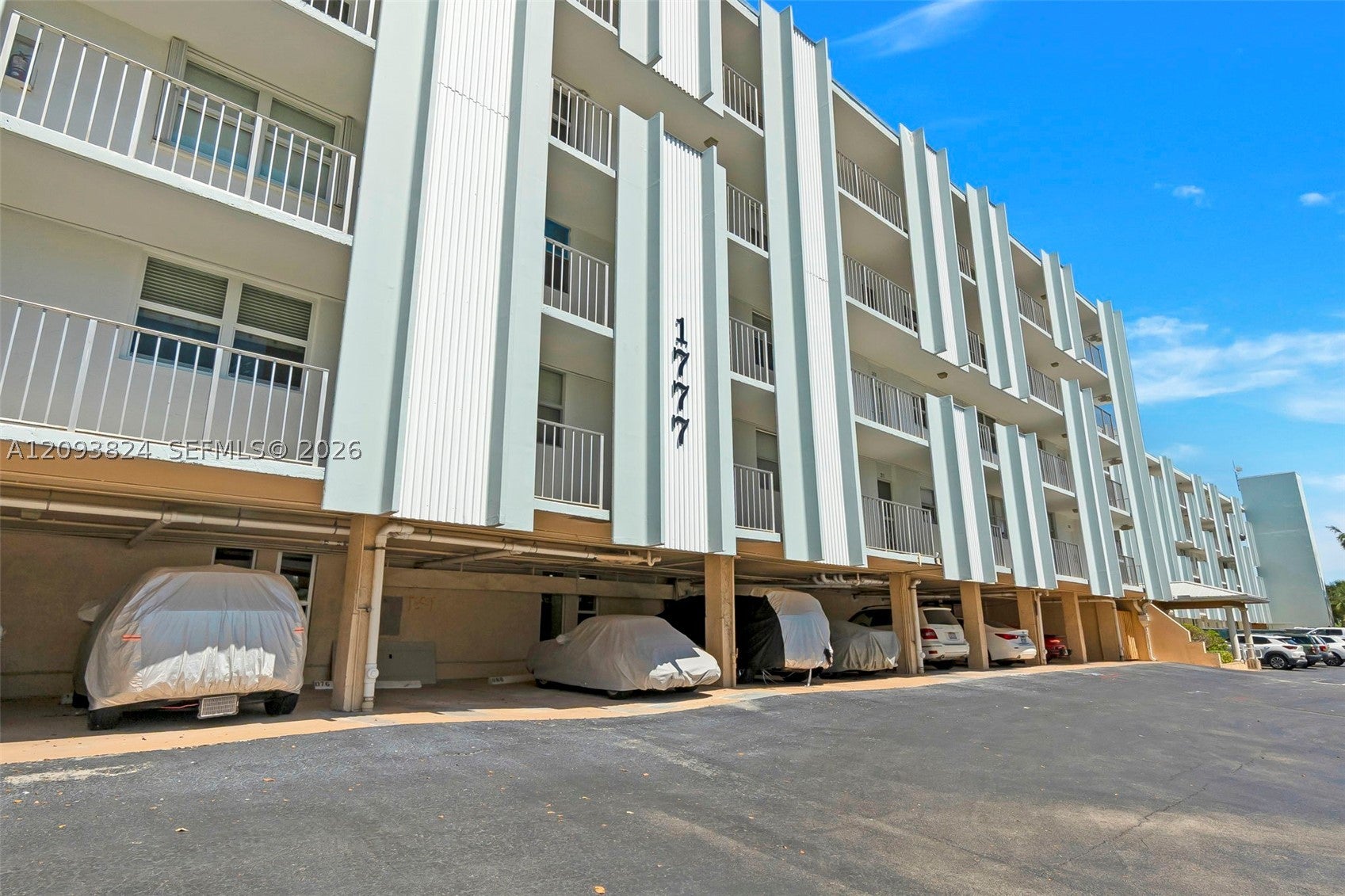 1777 SE 15th St 504, Fort Lauderdale, FL, 33316/$270,000 1 1777 SE 15th St 504