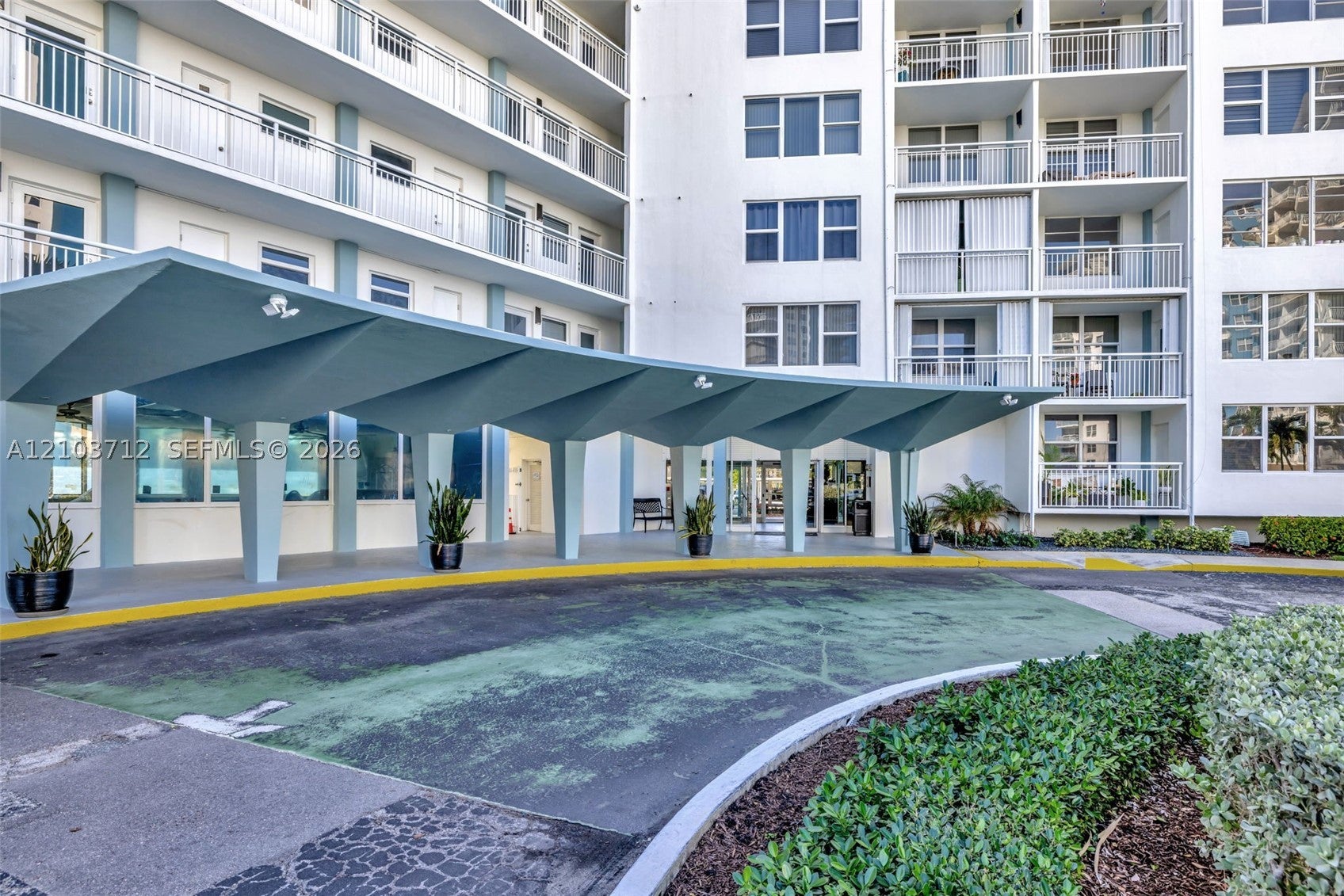 201 N Ocean Blvd 904