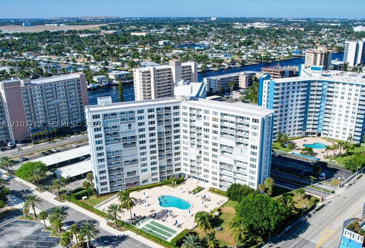 Photo 1 of 40 — 201 N Ocean Blvd 904, Pompano Beach, FL 33062