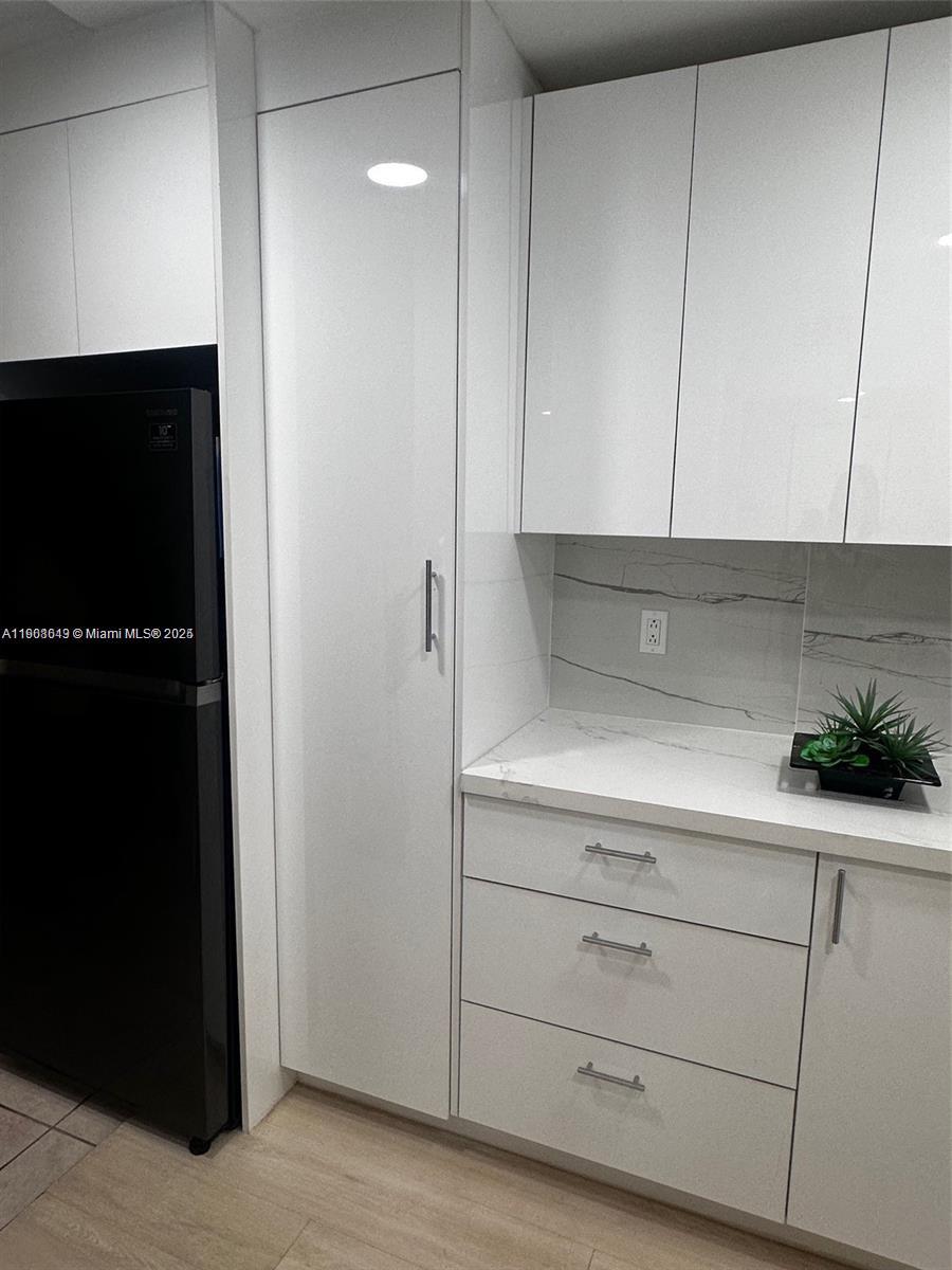 COUNTRY GARDENS CONDO - Residential Lease