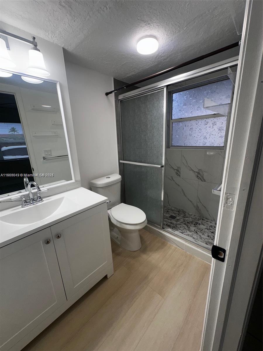 COUNTRY GARDENS CONDO - Residential Lease