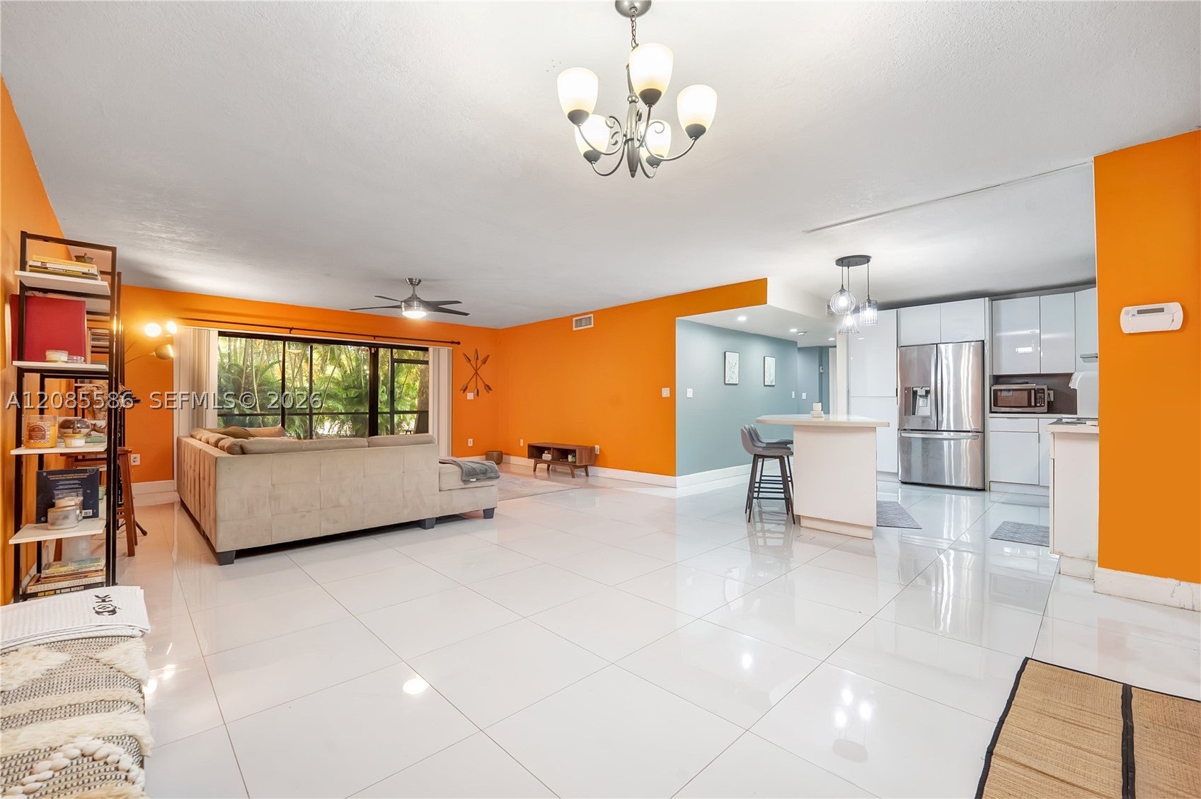 601 Ives Dairy Rd 105-8, Miami, FL, 33179/$245,000 1 601 Ives Dairy Rd 105-8