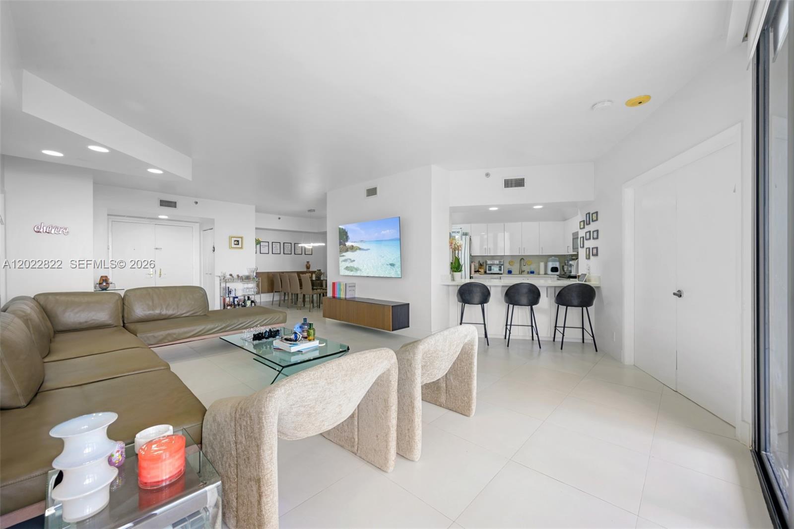 20281 E Country Club Dr 2310