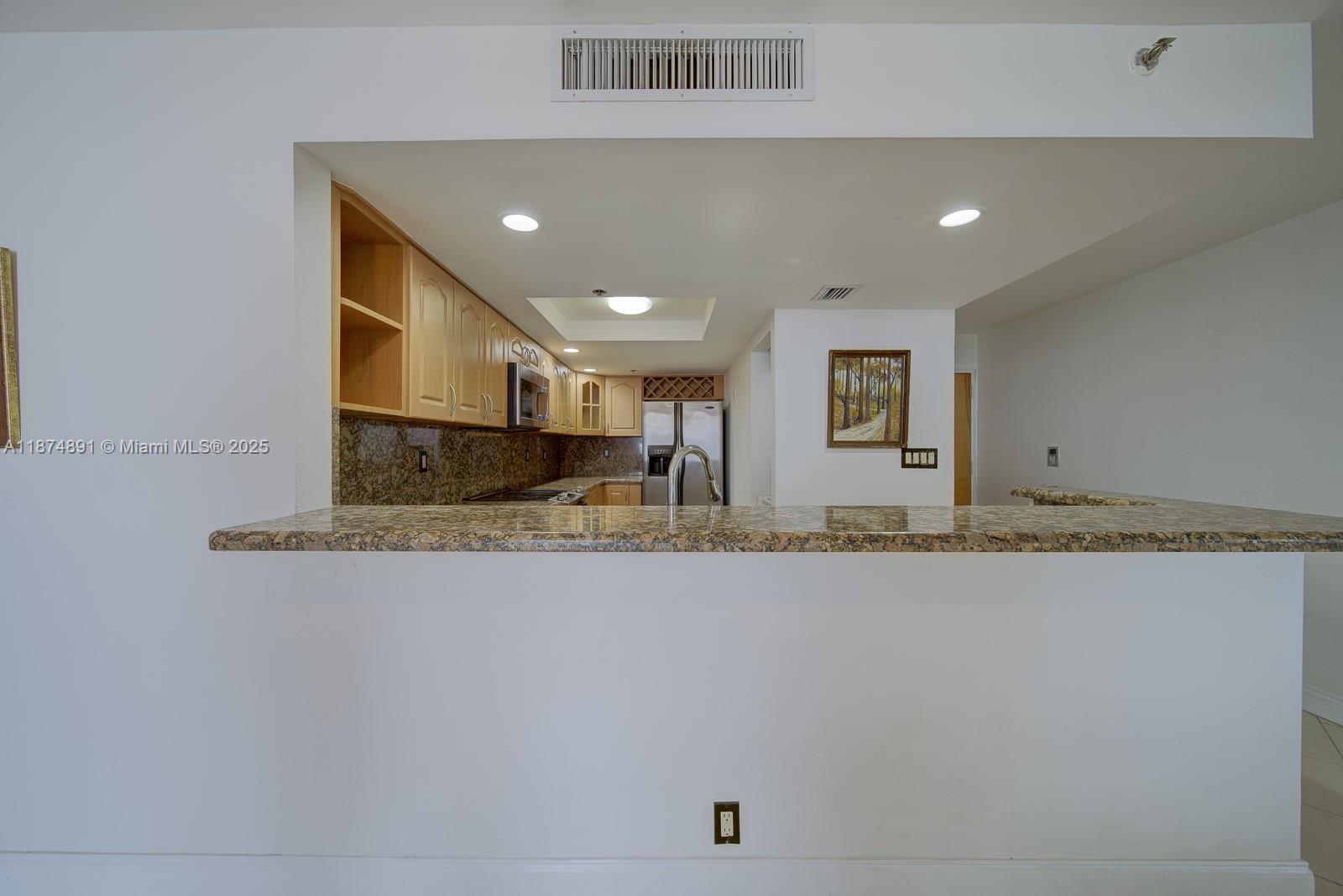 THE GRANDVIEW PALACE COND - Residential