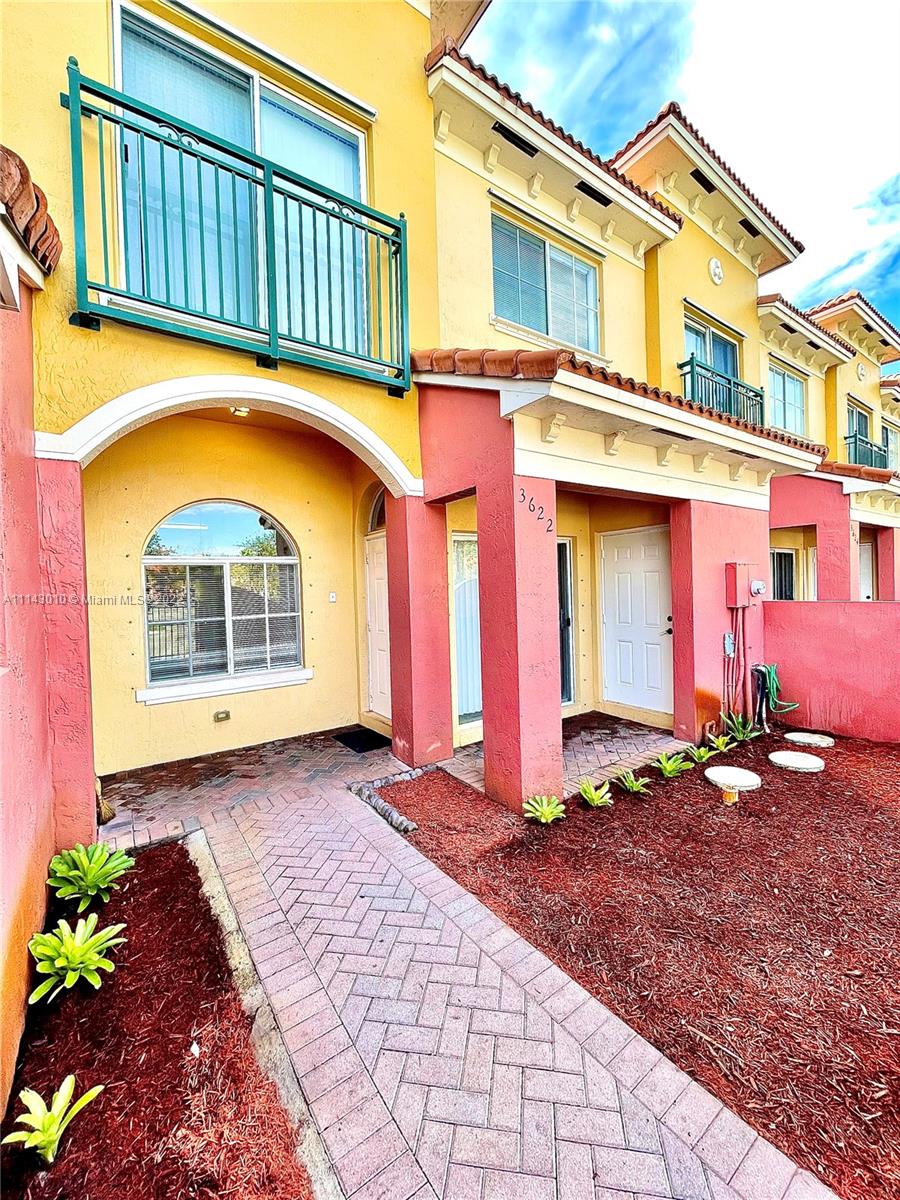 UNITED HOMES AT BELLA VIS - Residential Lease